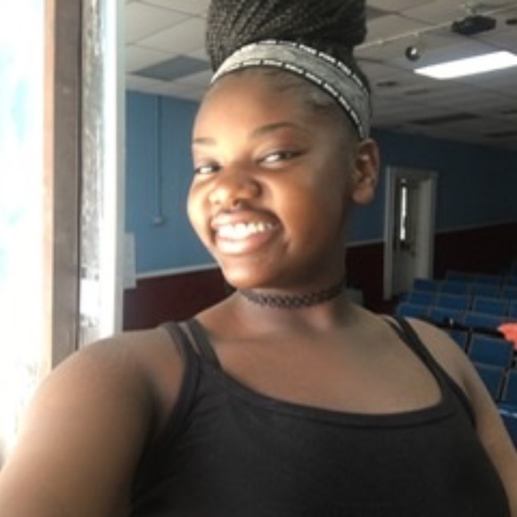 Meet your Posher, Geornipha - Picture 1 of 1